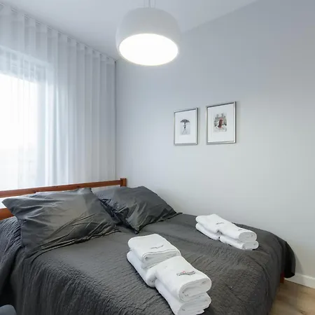 Lejlighedshotel Modern Dom & House In With Pool And Gym 3*