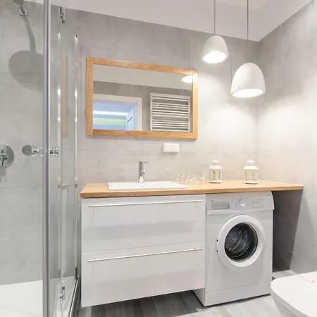 Modern Dom & House In With Pool And Gym 格但斯克