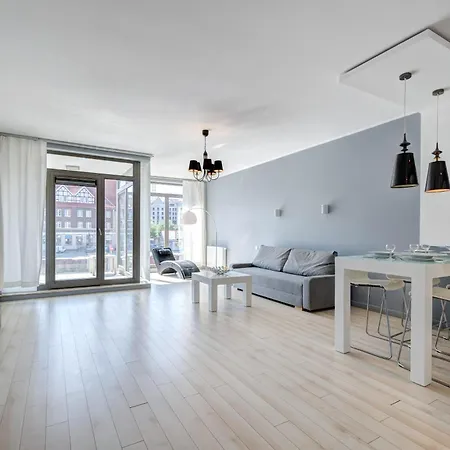 Modern Dom & House In With Pool And Gym Lejlighedshotel Gdańsk