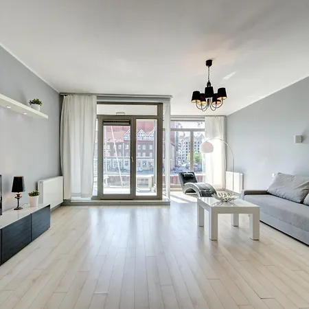 Modern Dom & House In With Pool And Gym 格但斯克