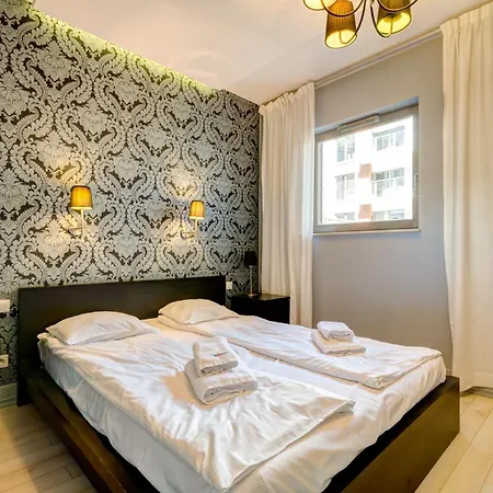 Modern Dom & House In With Pool And Gym Lejlighedshotel 3*