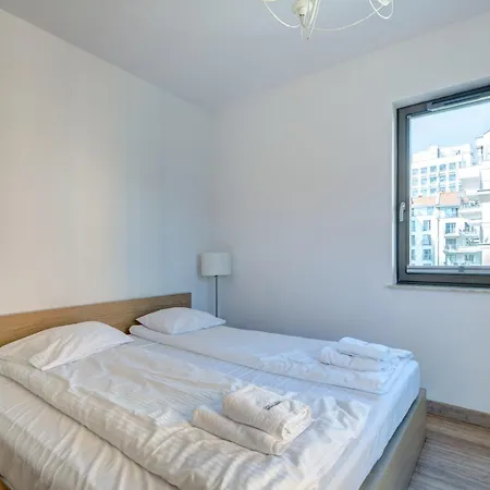 Modern Dom & House In With Pool And Gym Gdańsk