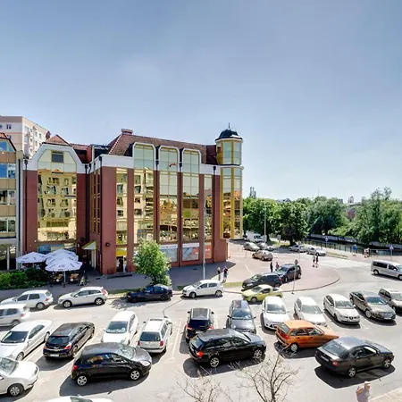 Lejlighedshotel Modern Dom & House In With Pool And Gym