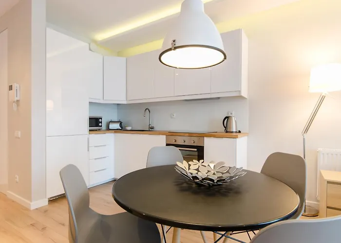 Modern Dom & House In With Pool And Gym